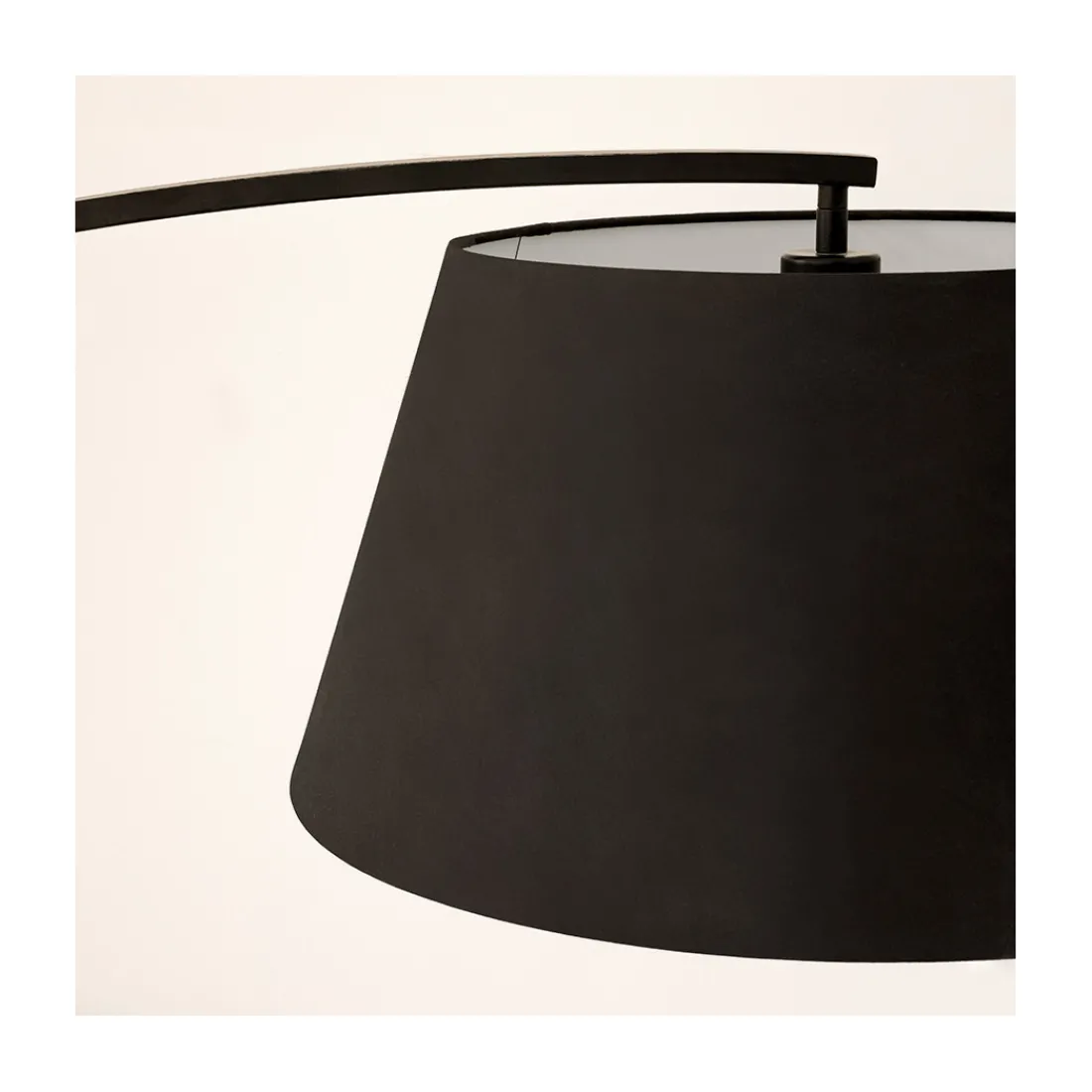 Kenay Home Arch Negro Discount