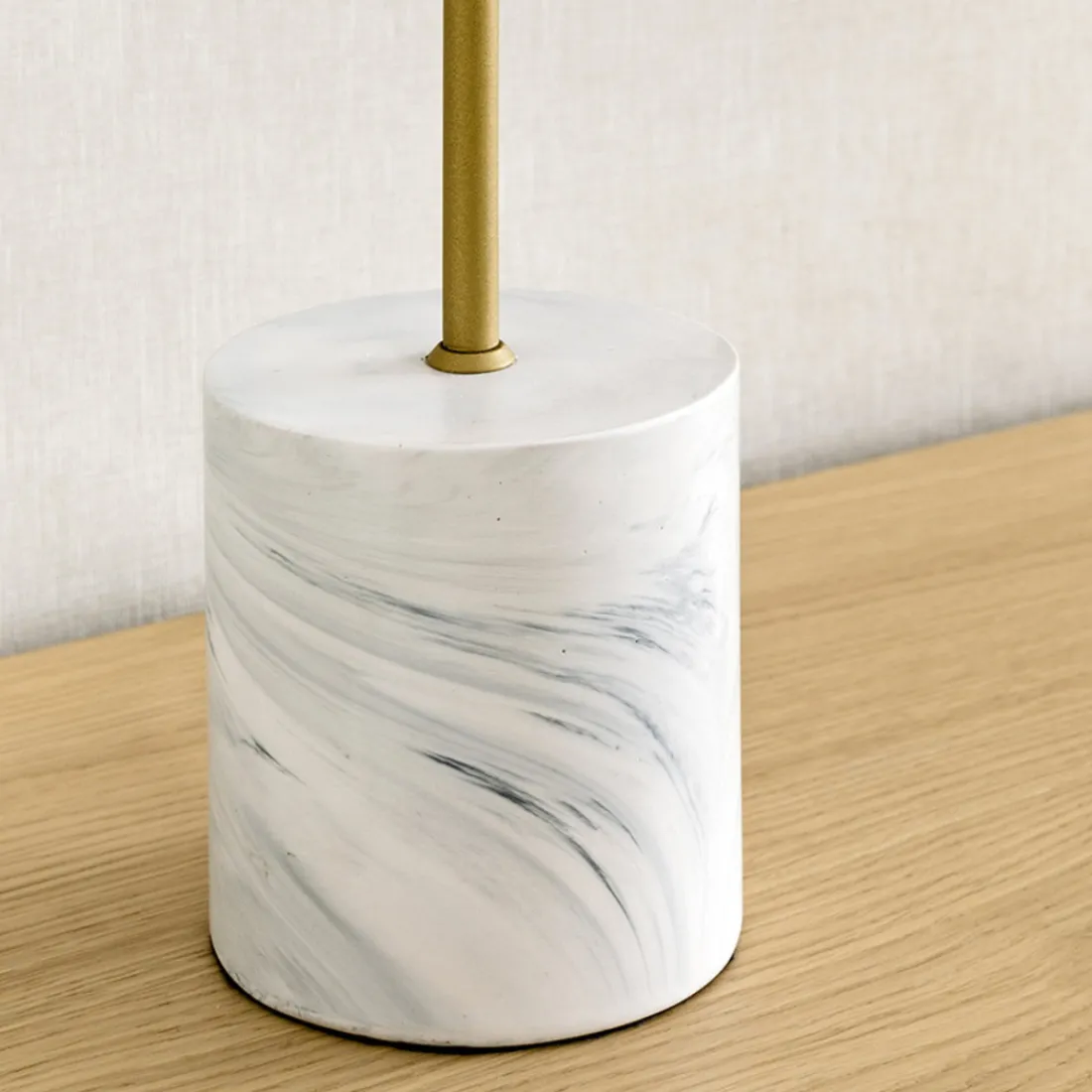 Kenay Home Pierre Blanco/Dorado Discount
