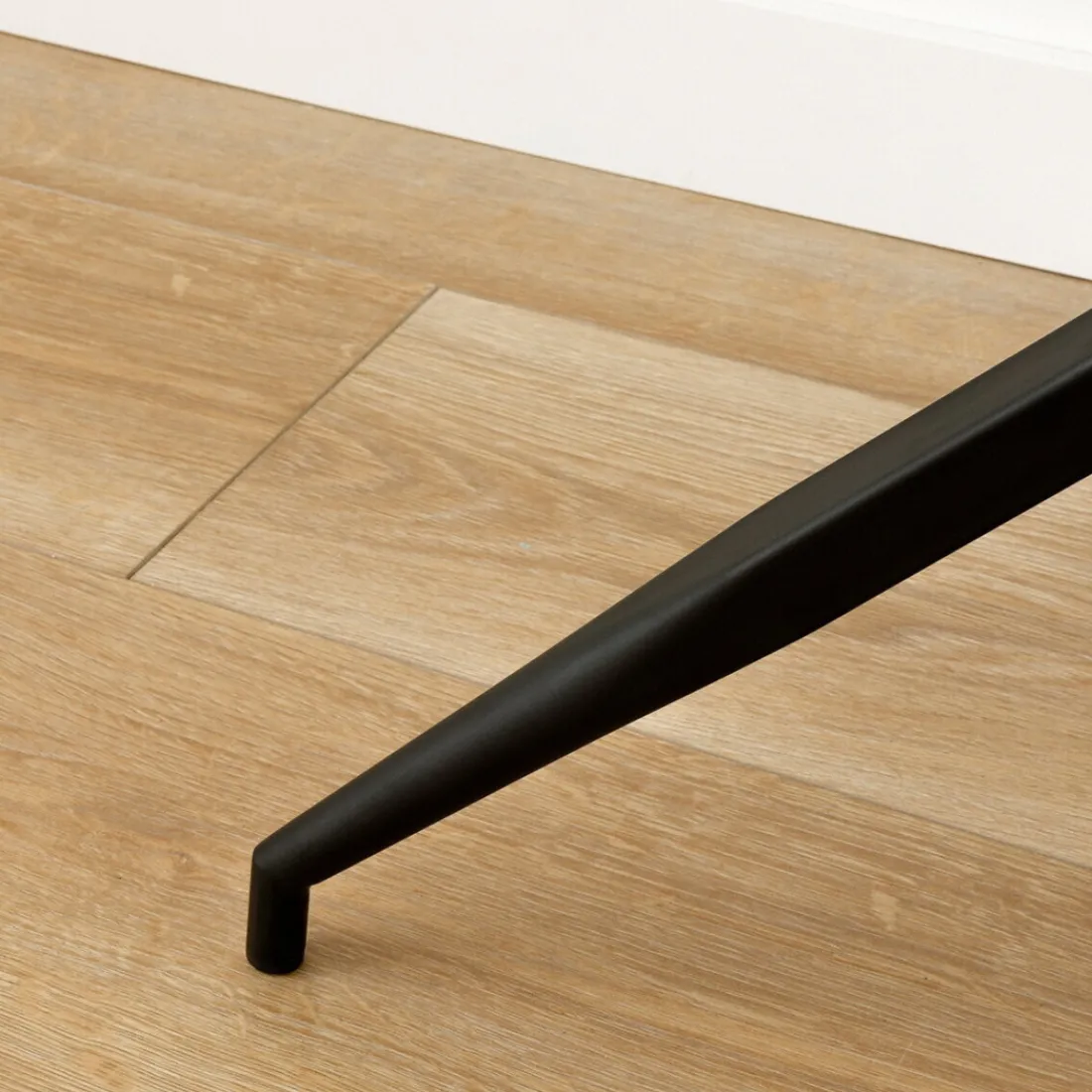 Kenay Home Vinnes Clearance